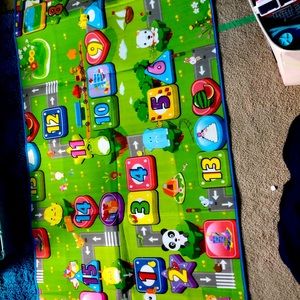 Kids educational mat for toddlers